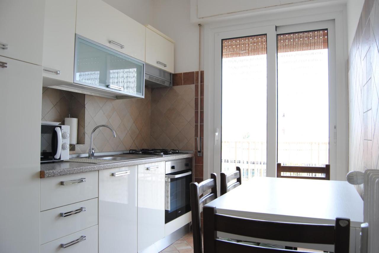 Gaiavacanze Beach Apartment Bordighera Exterior photo