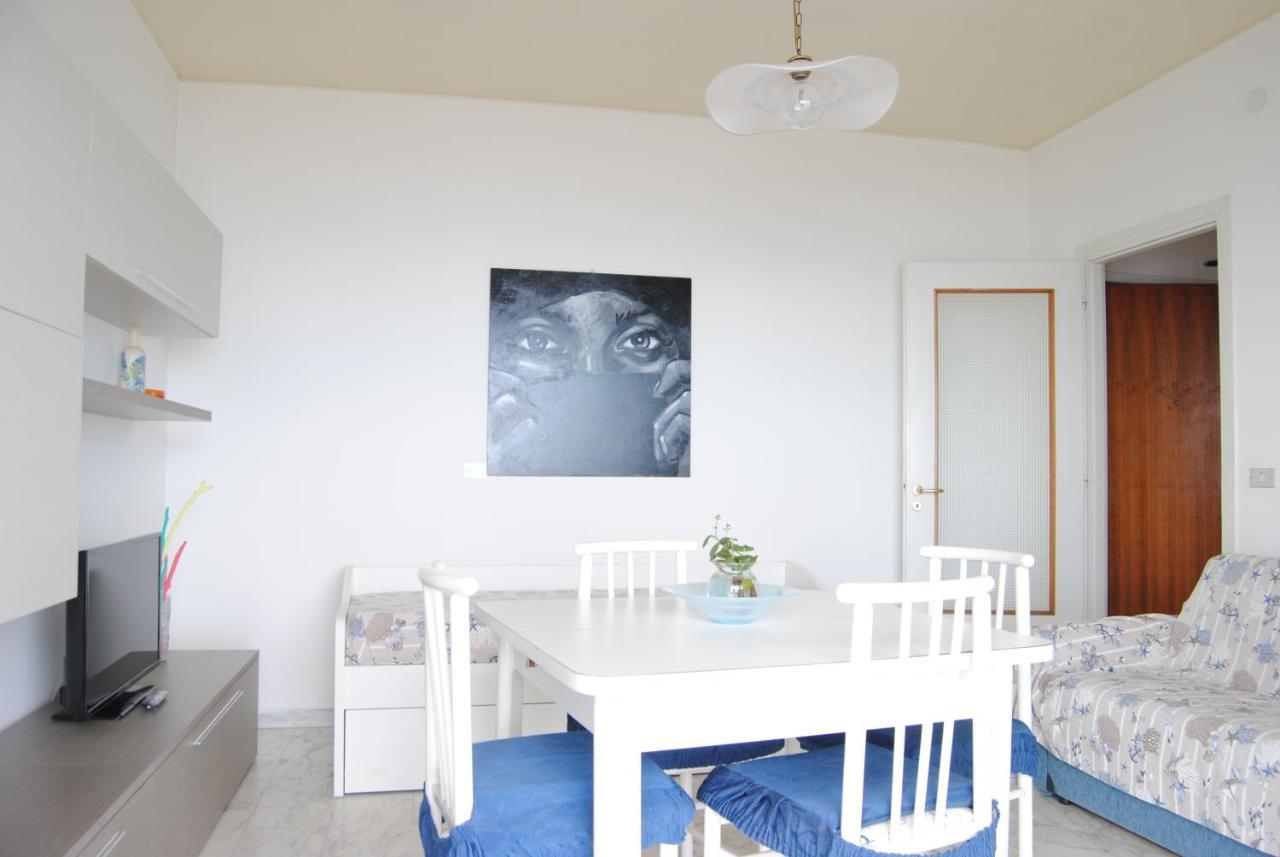 Gaiavacanze Beach Apartment Bordighera Exterior photo