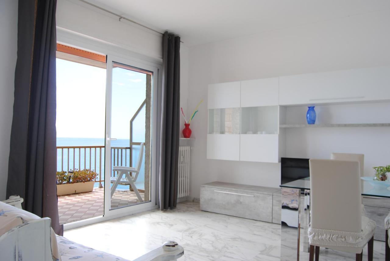 Gaiavacanze Beach Apartment Bordighera Exterior photo